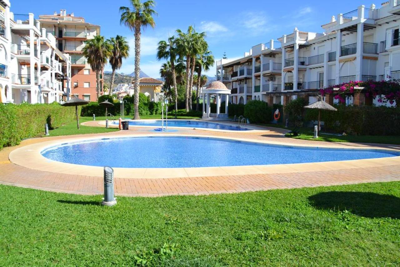 Elegant 58m² + Pool Apartamento *